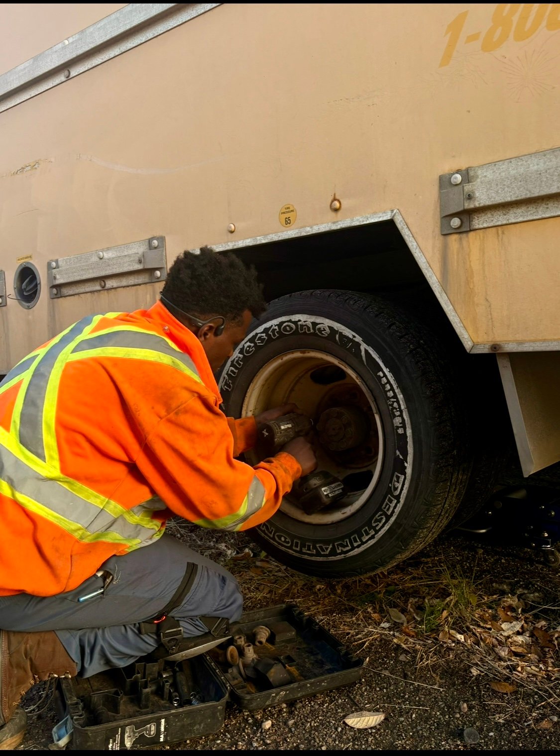 Mobile tire change in Edmonton